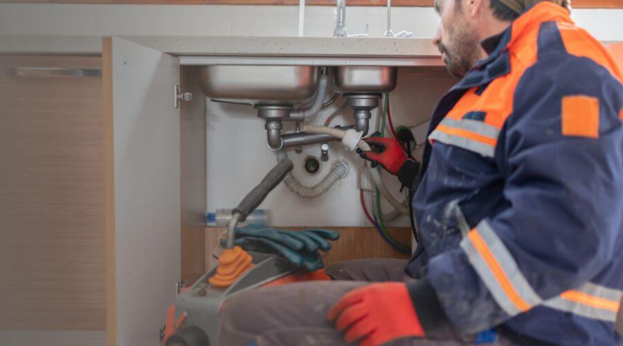 Professional slab leak plumber services in Wakarusa, IN